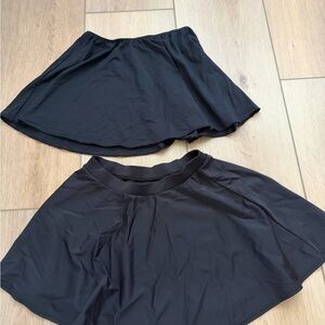 Women’s 2-pack black skirt bundle